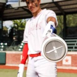 Marucci CATX (-3) BBCOR Baseball Bat: MCBCX -EASTON Shop Marucci CATX 3 BBCOR Baseball Bat MCBCX Lifestyle 1